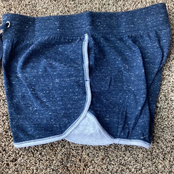 Shorts - Picture 5 of 5